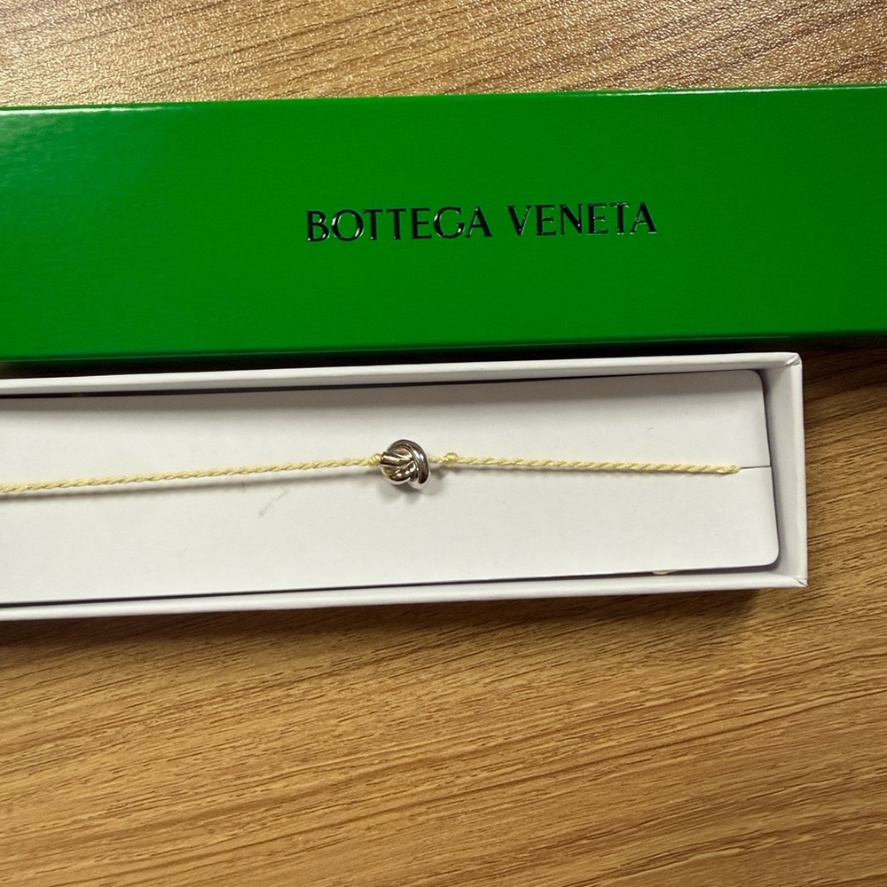 Bottega Veneta Friendship Bracelet with knot detail in sterling silver, new!